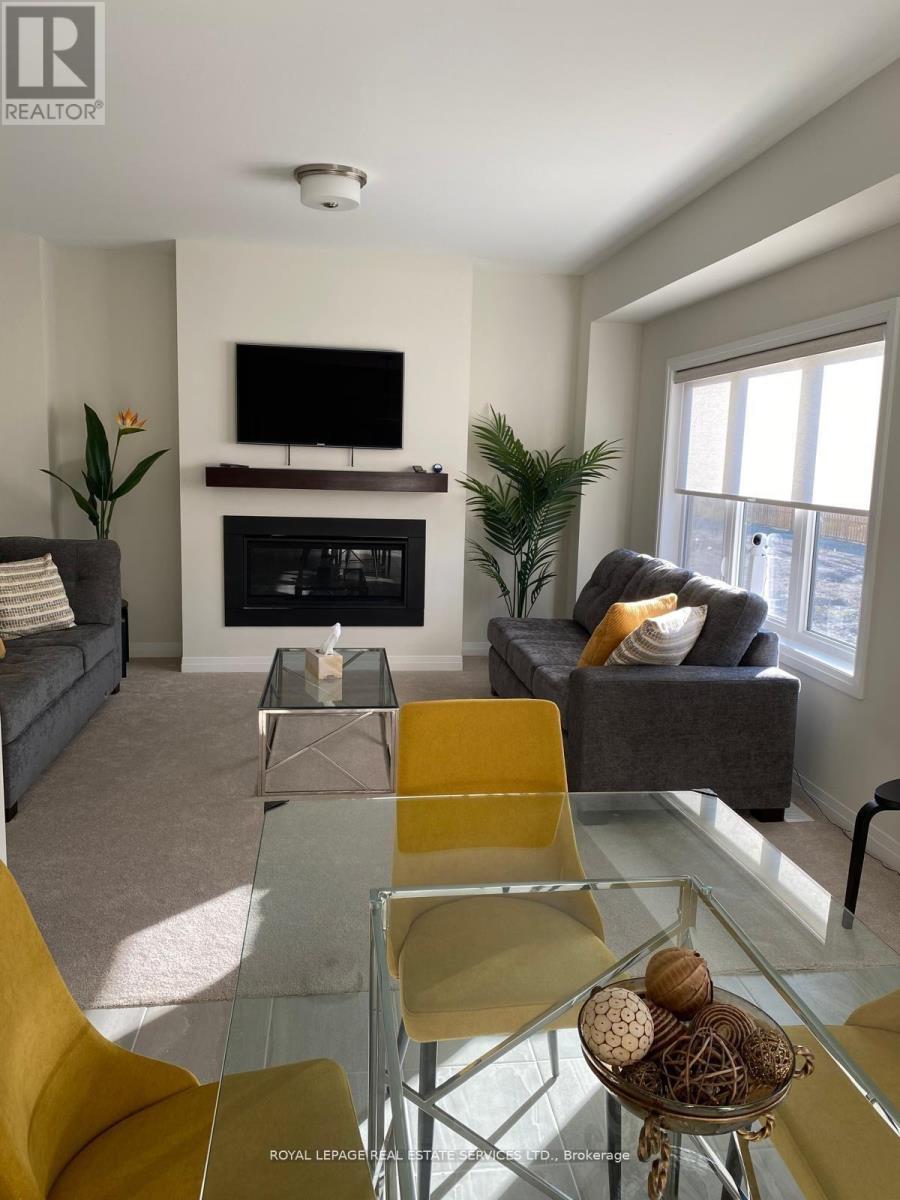 3034 Sandy Acres Avenue, Severn (West Shore), Ontario  L3V 8P8 - Photo 8 - S12875350