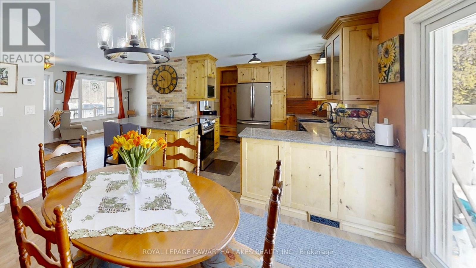 532 Fenel Road, Kawartha Lakes, Ontario  K0M 2T0 - Photo 13 - X12875238