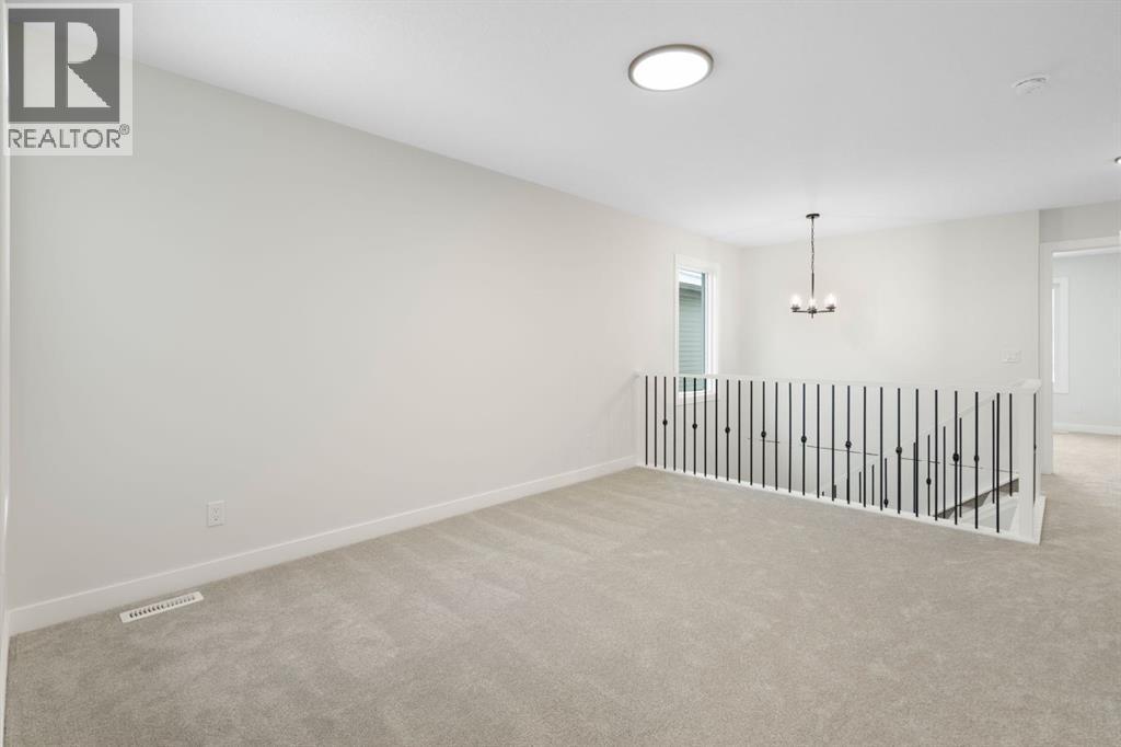 136 Southbow Village Way, Cochrane, Alberta  T4C 3J9 - Photo 10 - A2292762