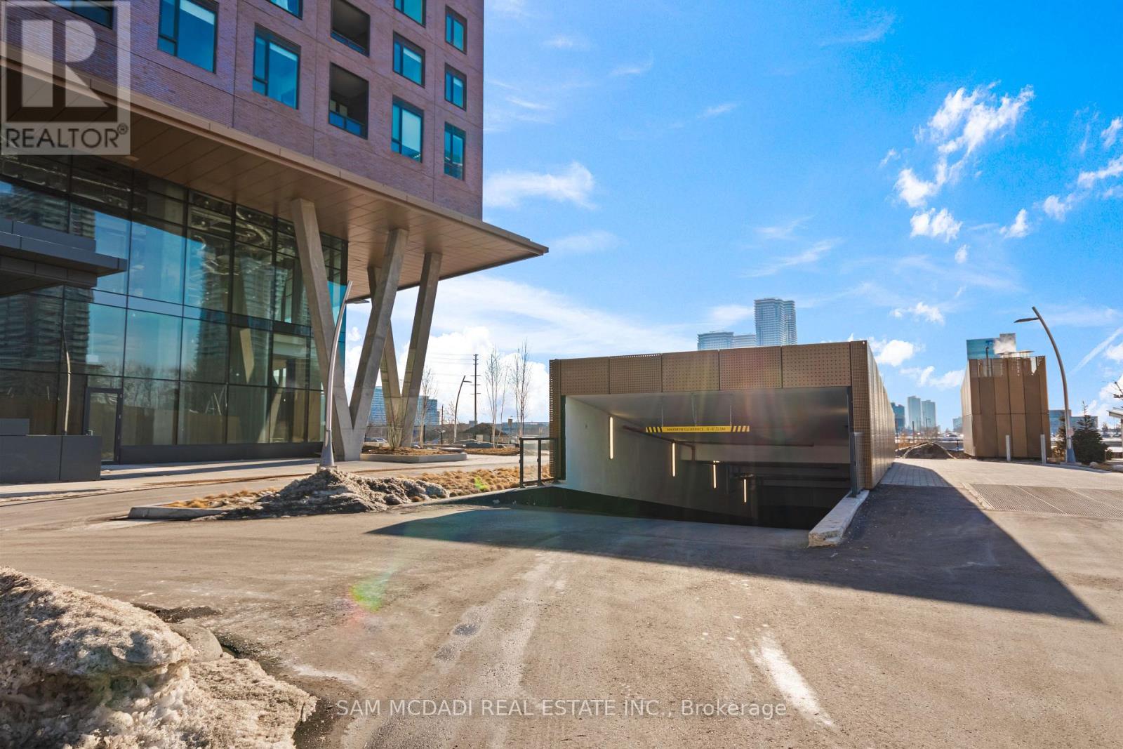 3704 - 2920 Highway 7, Vaughan (Concord), Ontario  L4K 0P4 - Photo 22 - N12855078