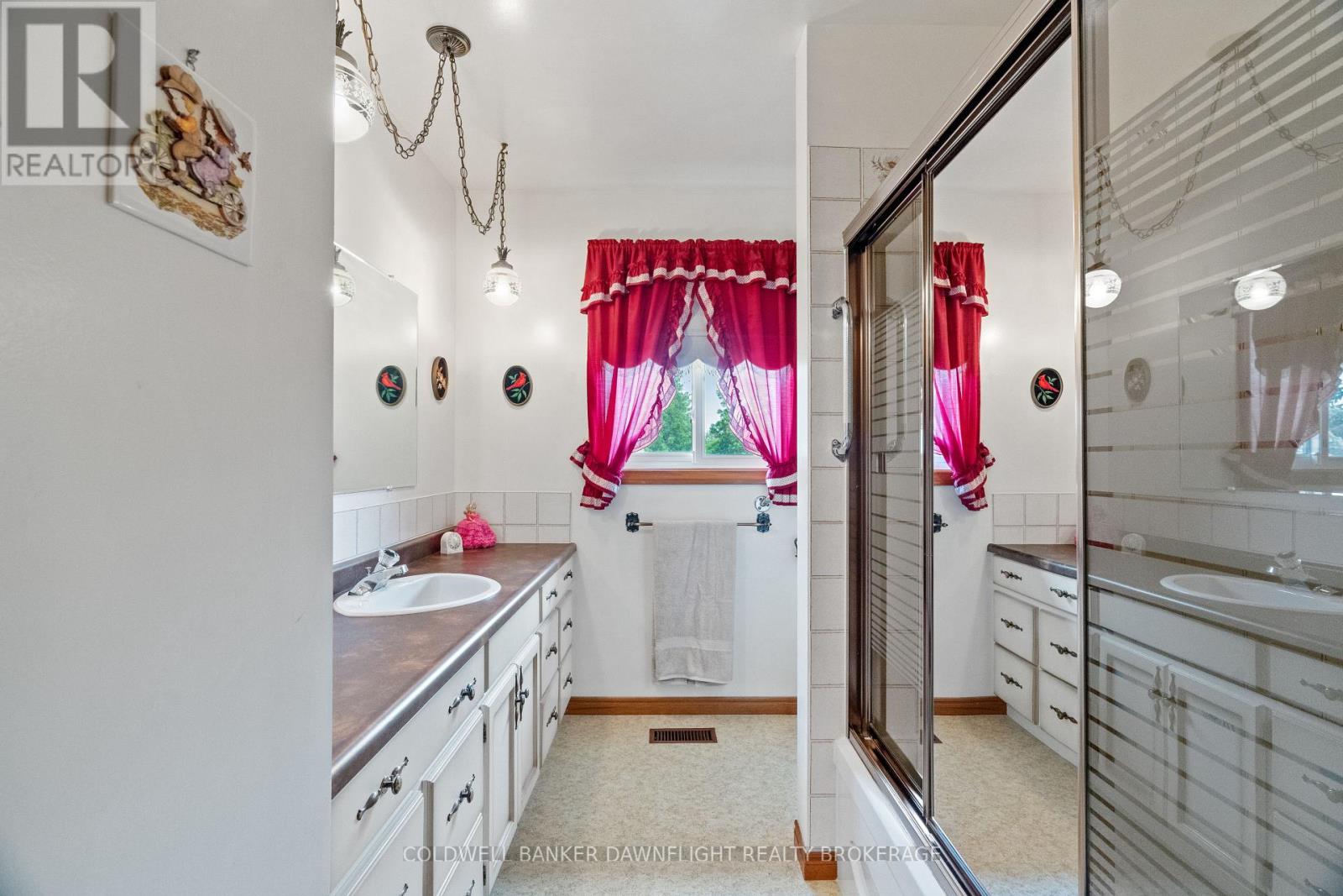 154 Gidley Street W, South Huron, Ontario  N0M 1S2 - Photo 24 - X12875256