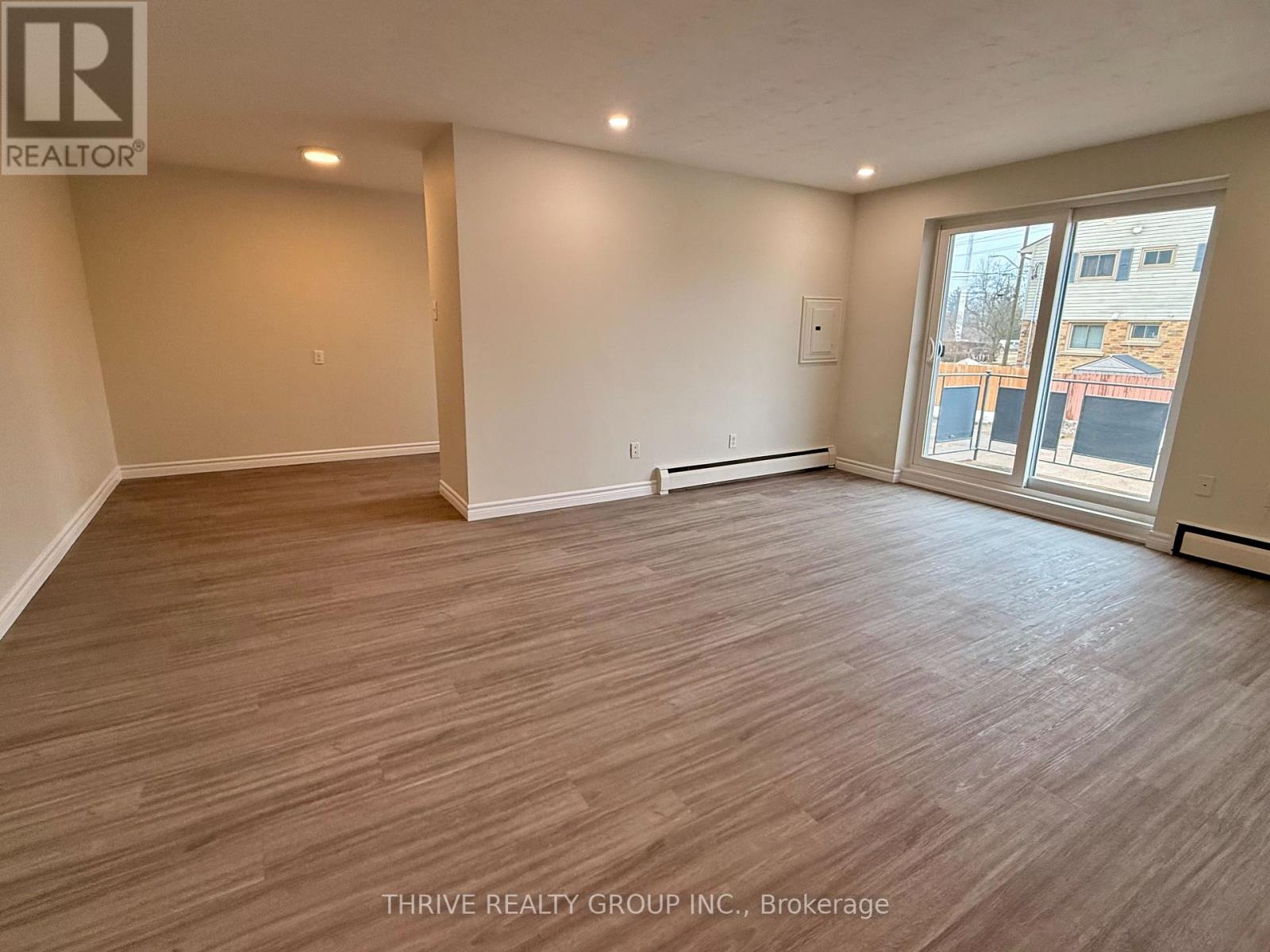 17 - 1500 Mclarenwood Terrace, London East, Ontario  N5W 1X9 - Photo 3 - X12875556