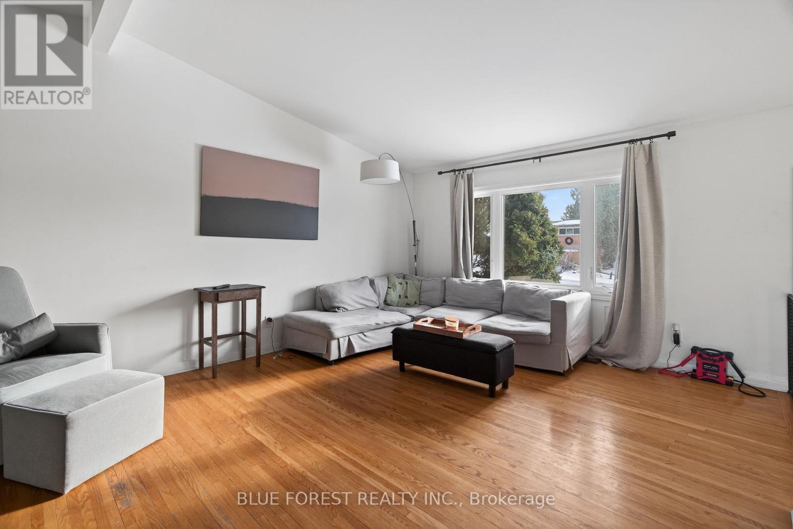 Photo 3 of 26 for 254 Burlington Street