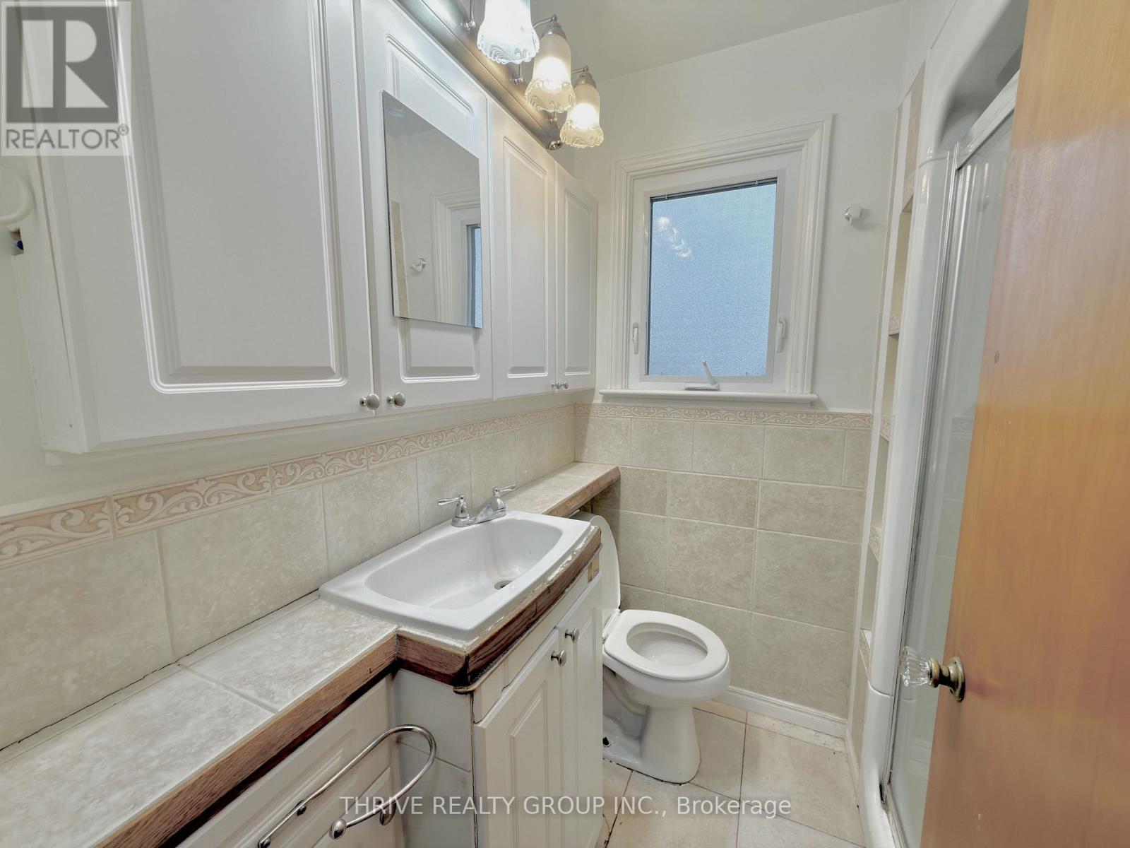 Upper - 217 Platts Lane, London North, Ontario  N6H 2H5 - Photo 10 - X12875662