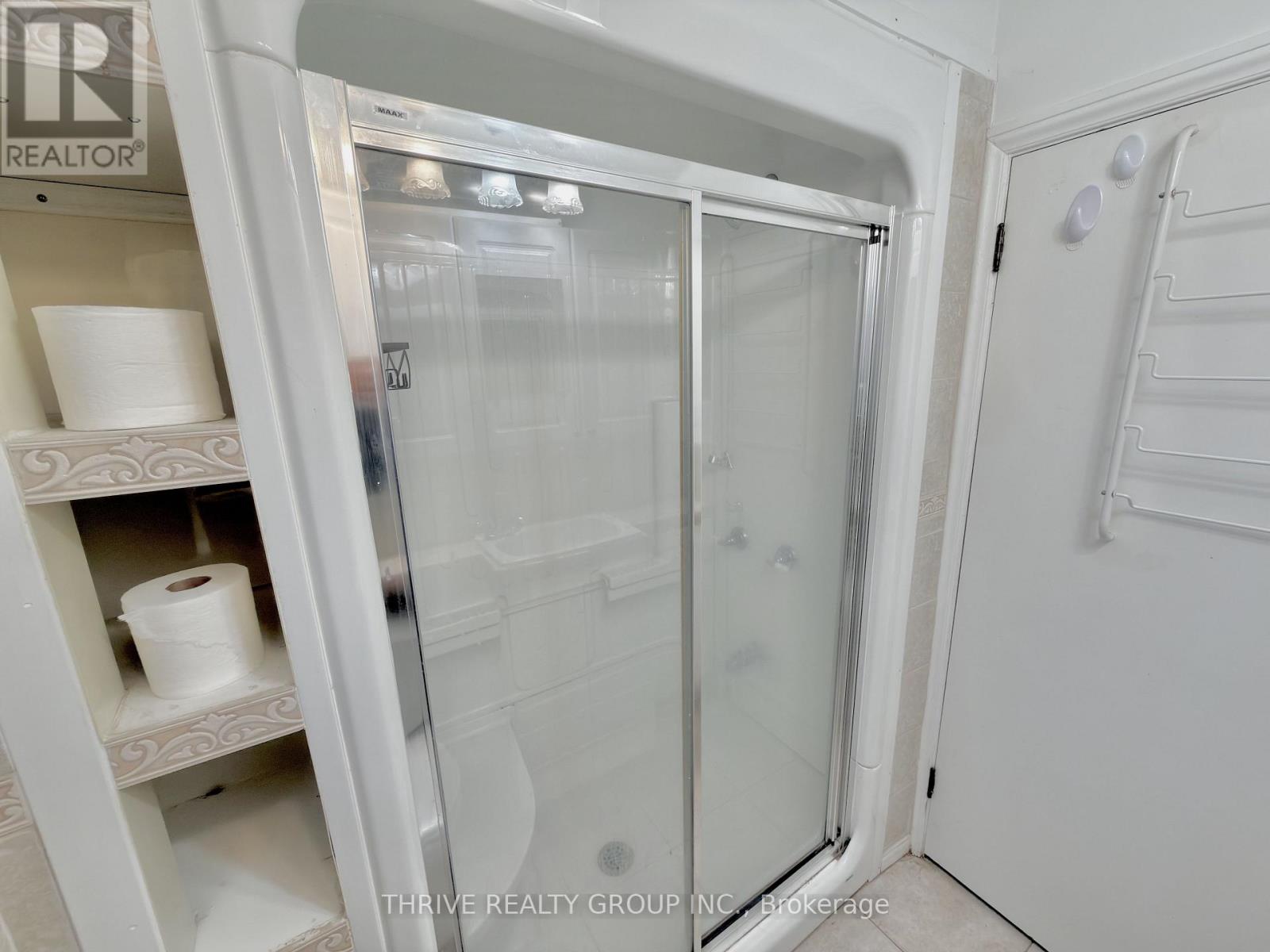 Upper - 217 Platts Lane, London North, Ontario  N6H 2H5 - Photo 11 - X12875662