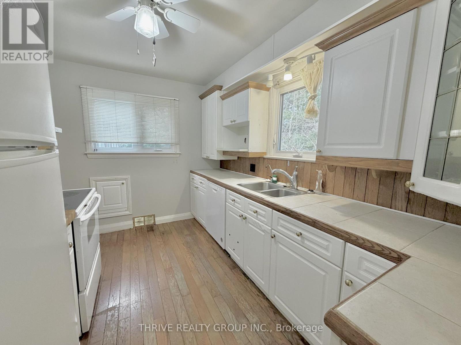 Upper - 217 Platts Lane, London North, Ontario  N6H 2H5 - Photo 12 - X12875662