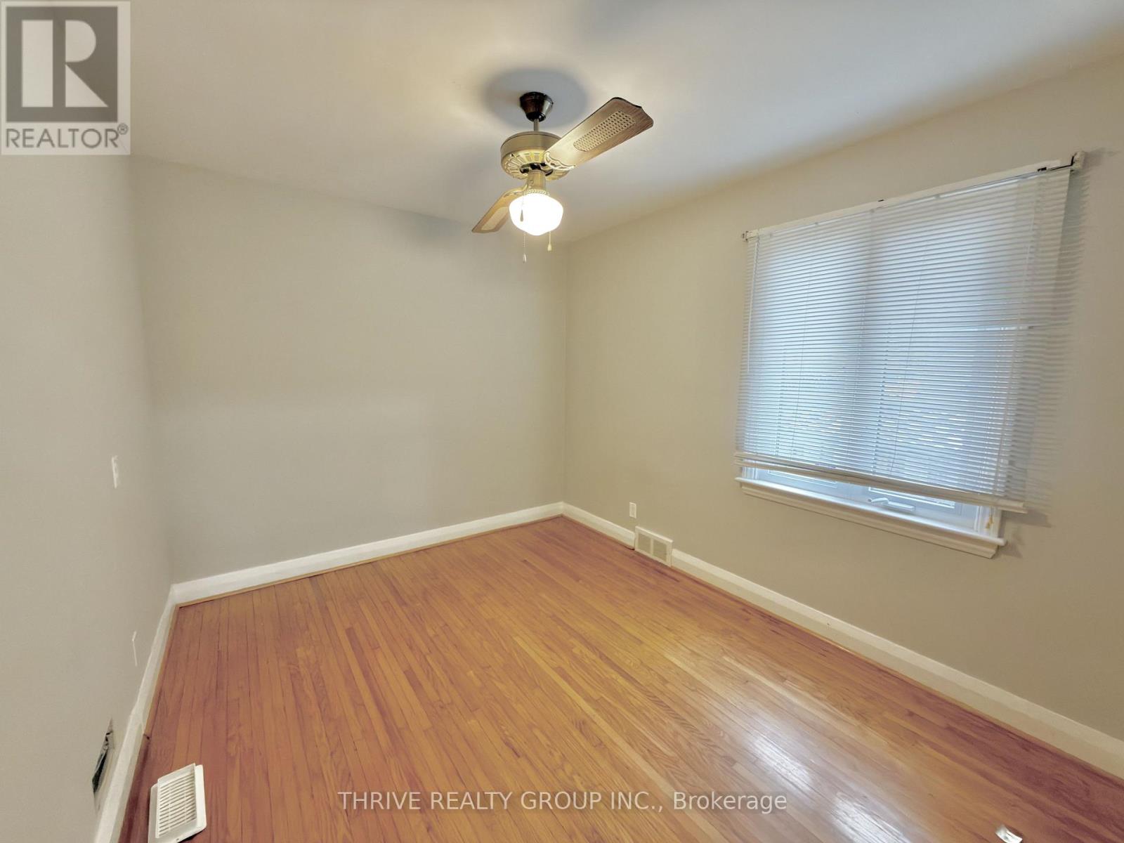 Upper - 217 Platts Lane, London North, Ontario  N6H 2H5 - Photo 7 - X12875662