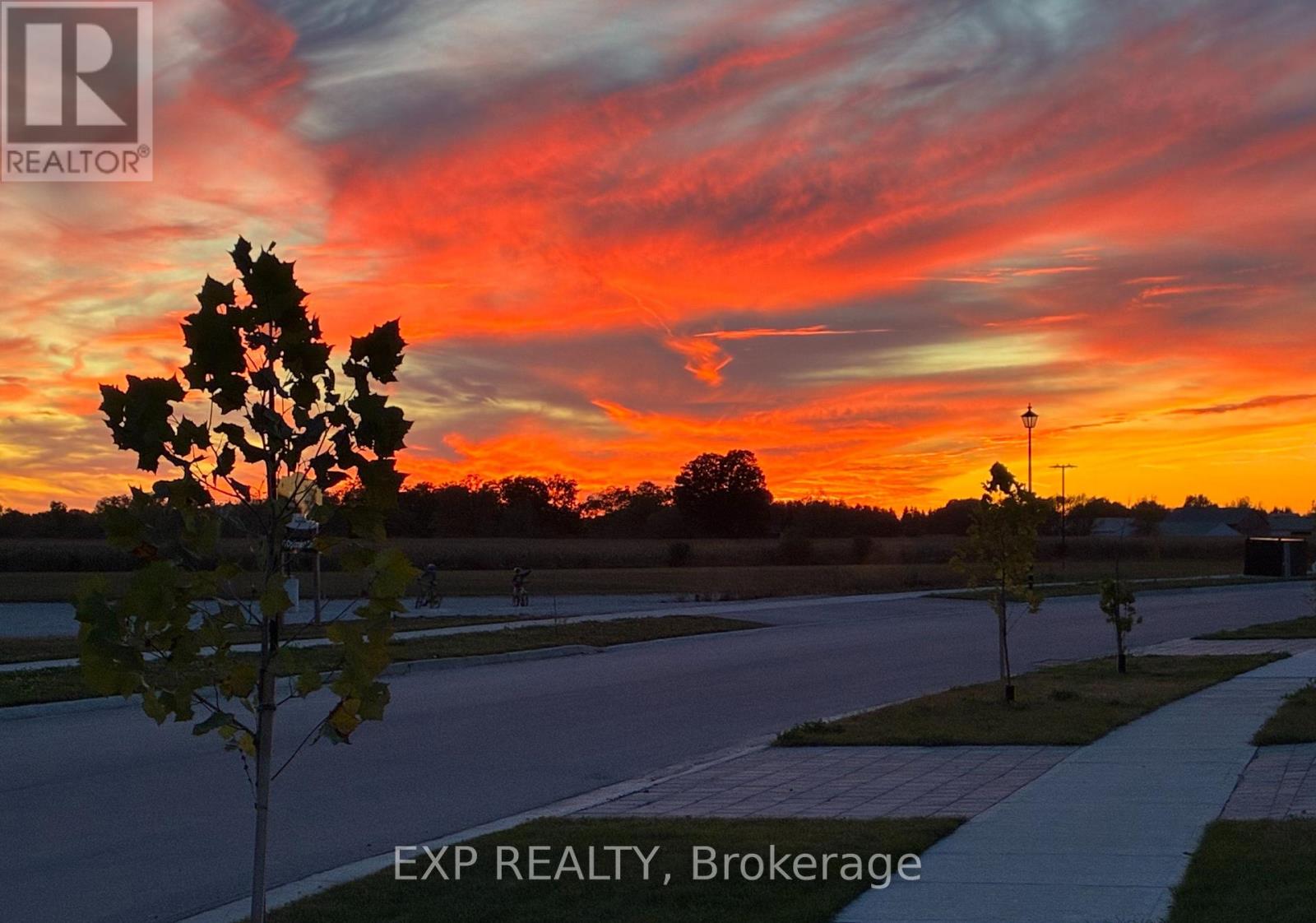 56 Optimist Drive, Southwold, Ontario  N5P 0G4 - Photo 8 - X12875678