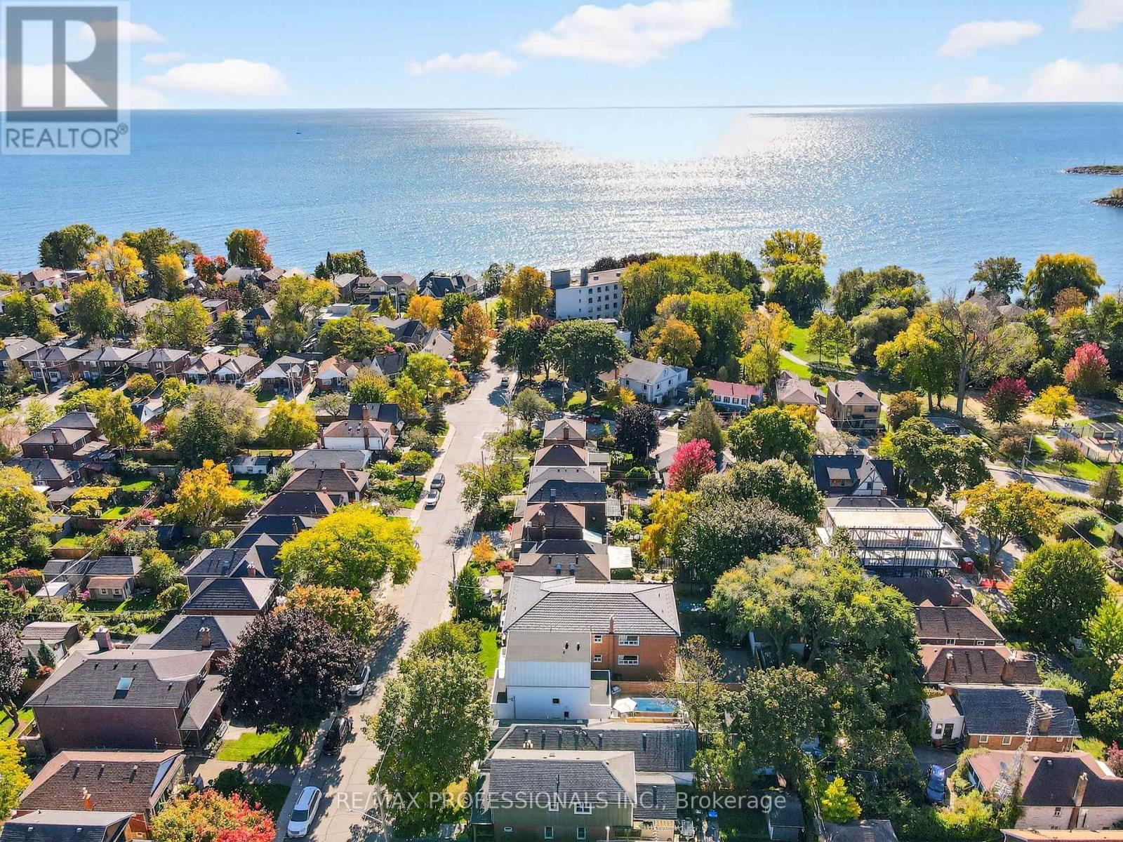 22 Ninth Street, Toronto, Ontario  M8V 3E3 - Photo 46 - W12754520