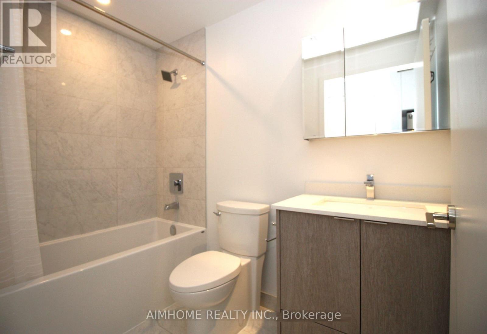 2915 - 1926 Lake Shore Boulevard W, Toronto, Ontario  M6S 1A1 - Photo 9 - W12774276