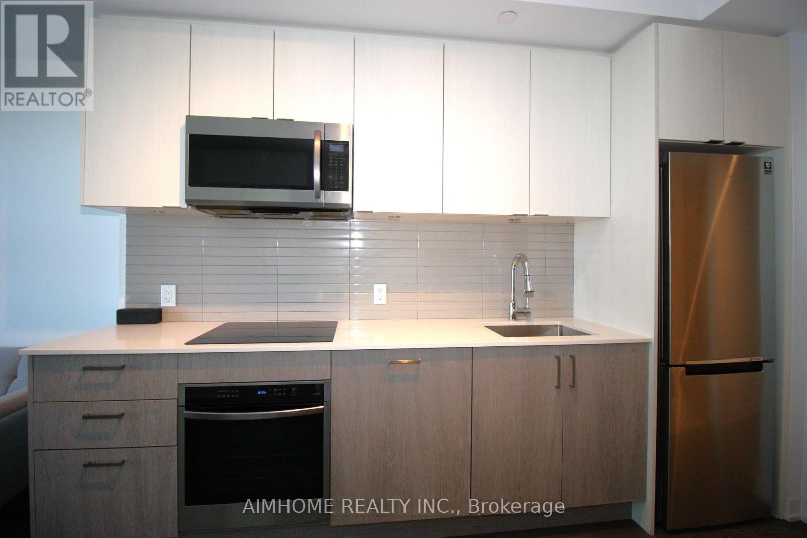 2915 - 1926 Lake Shore Boulevard W, Toronto, Ontario  M6S 1A1 - Photo 5 - W12774276