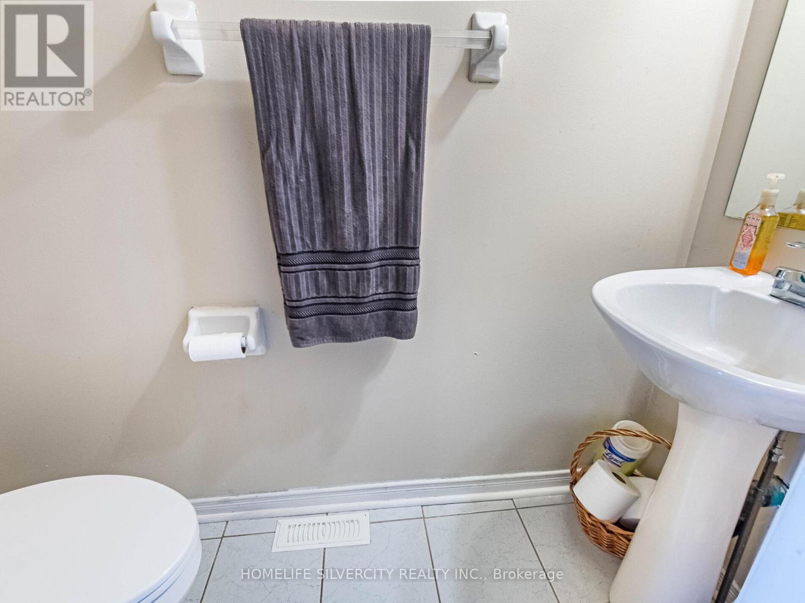 110 Richwood Crescent, Brampton (Brampton West), Ontario  L6X 4K7 - Photo 21 - W12867382