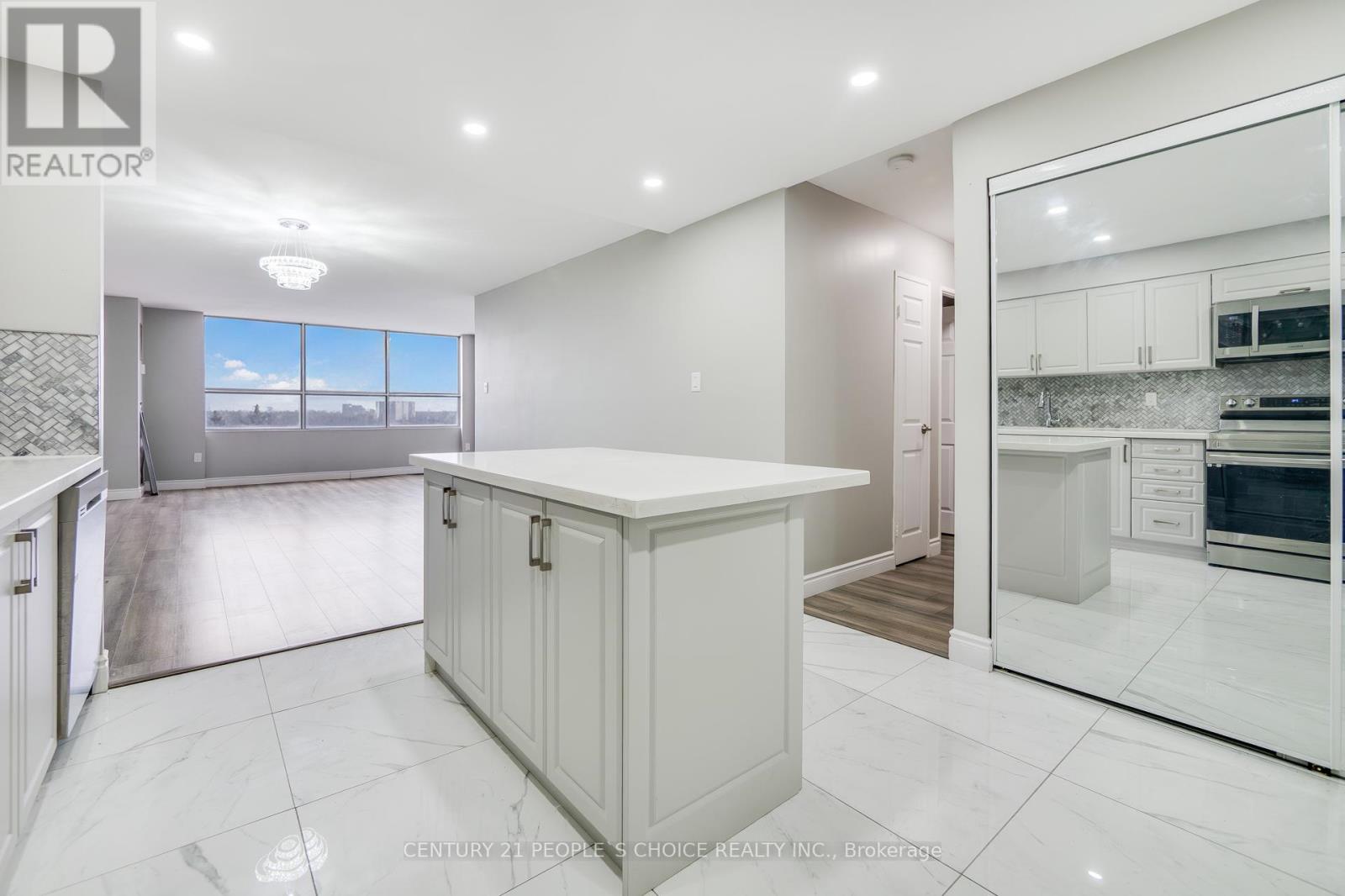 910 - 40 Panorama Court, Toronto (Mount Olive-Silverstone-Jamestown), Ontario  M9V 4M1 - Photo 20 - W12867508