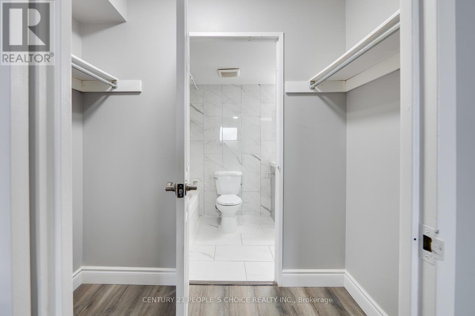 910 - 40 Panorama Court, Toronto (Mount Olive-Silverstone-Jamestown), Ontario  M9V 4M1 - Photo 37 - W12867508