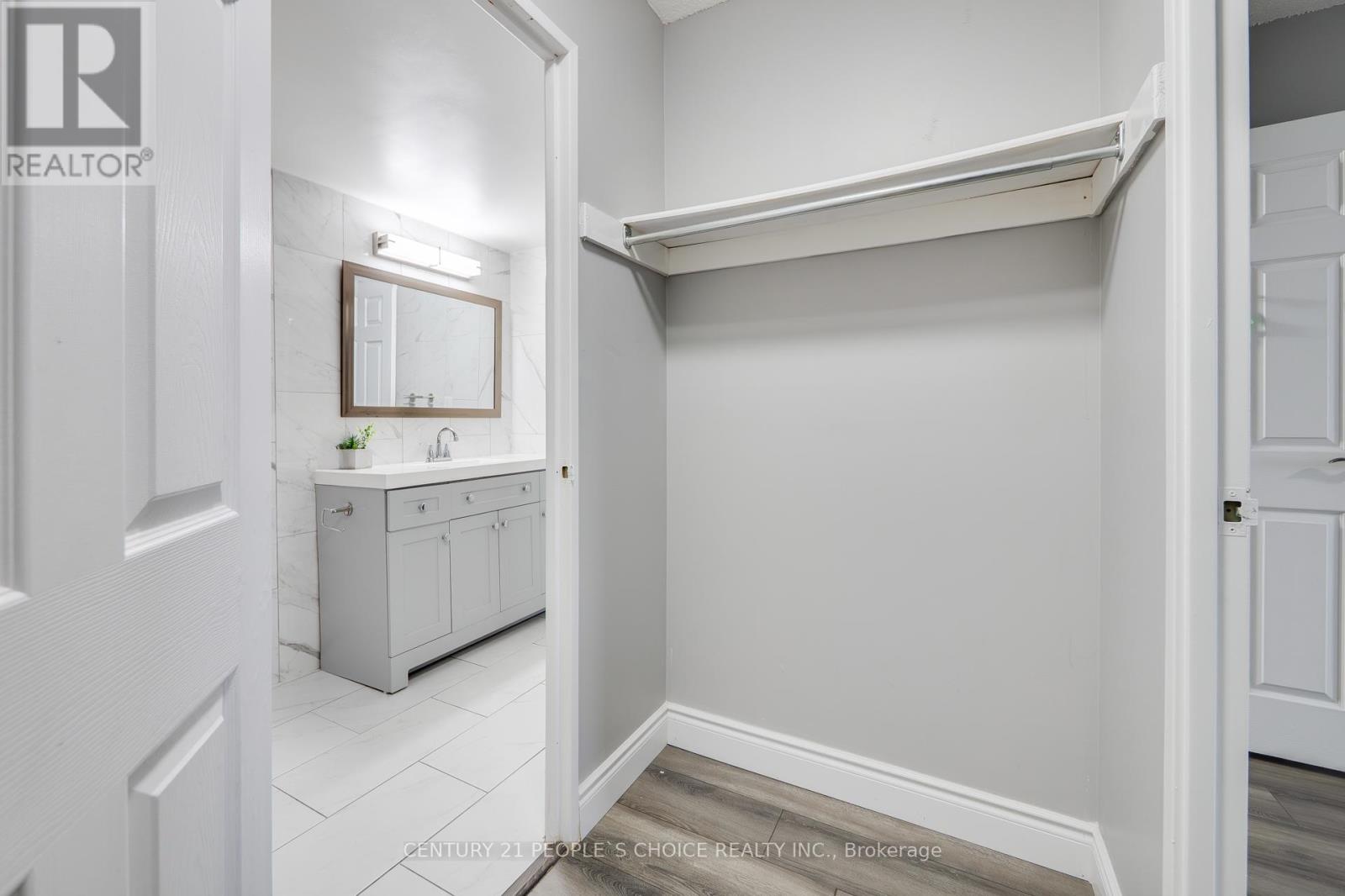 910 - 40 Panorama Court, Toronto (Mount Olive-Silverstone-Jamestown), Ontario  M9V 4M1 - Photo 38 - W12867508