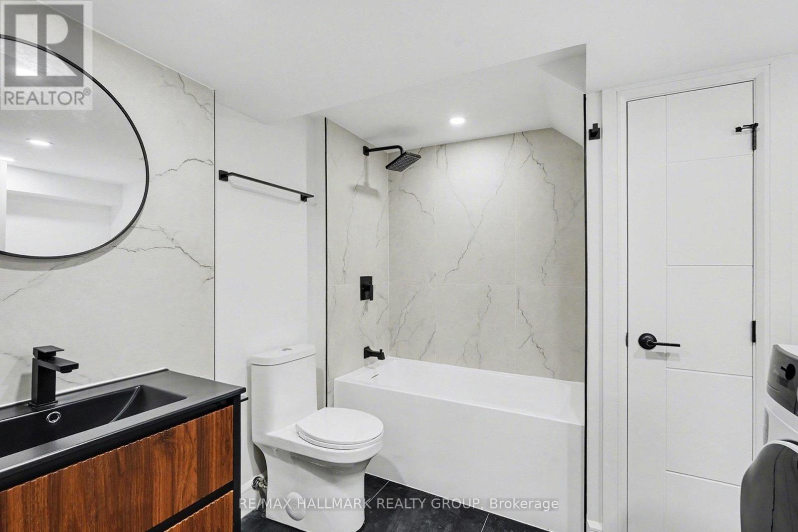 2 - 52 Glenridge Road, Ottawa, Ontario  K2G 2Z7 - Photo 10 - X12875198