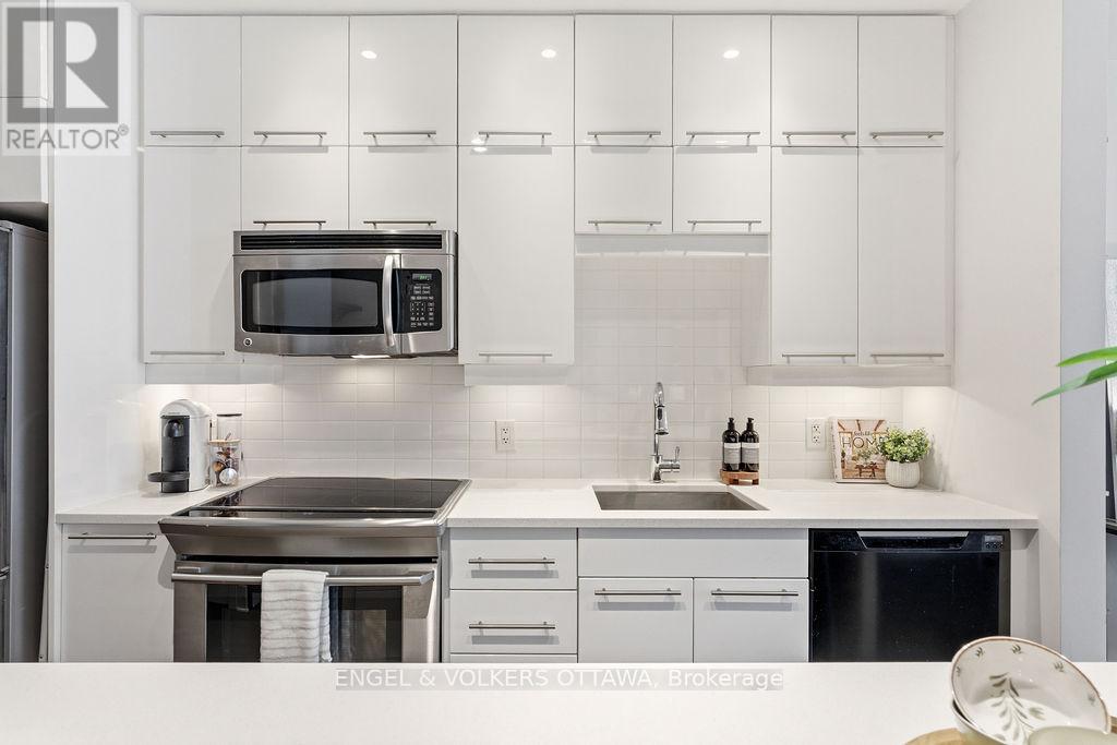 218 - 101 Richmond Road, Ottawa, Ontario  K1Z 0A6 - Photo 8 - X12875210