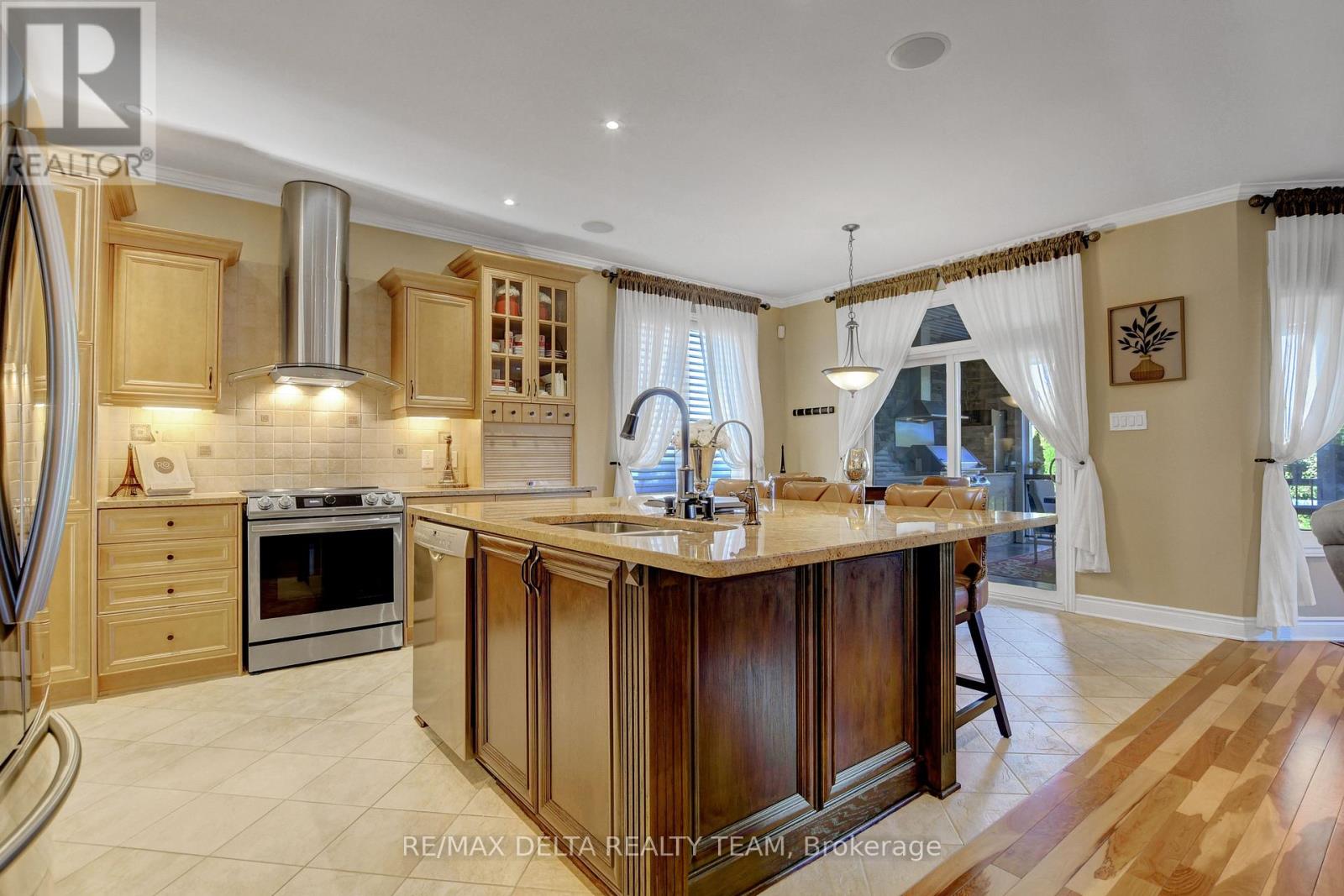 6948 Mary Anne Drive, Ottawa, Ontario  K4P 0B9 - Photo 18 - X12875228