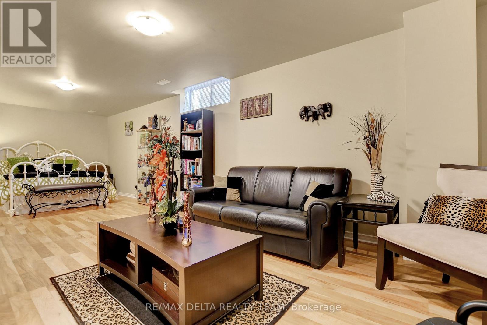 6948 Mary Anne Drive, Ottawa, Ontario  K4P 0B9 - Photo 33 - X12875228