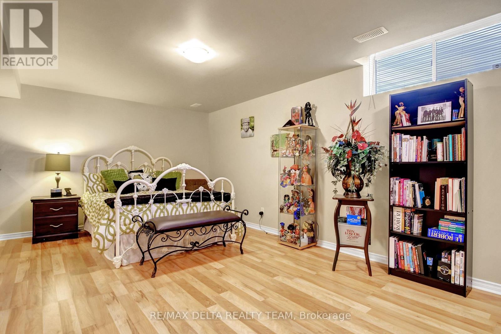 6948 Mary Anne Drive, Ottawa, Ontario  K4P 0B9 - Photo 34 - X12875228