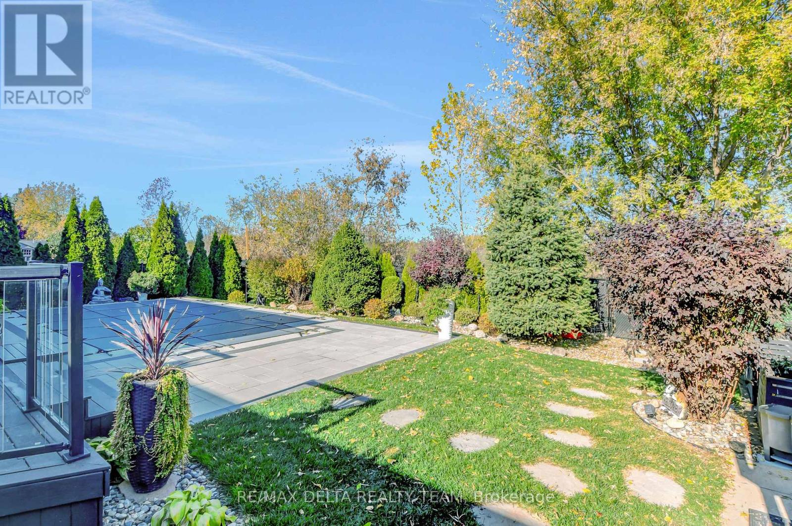 6948 Mary Anne Drive, Ottawa, Ontario  K4P 0B9 - Photo 47 - X12875228