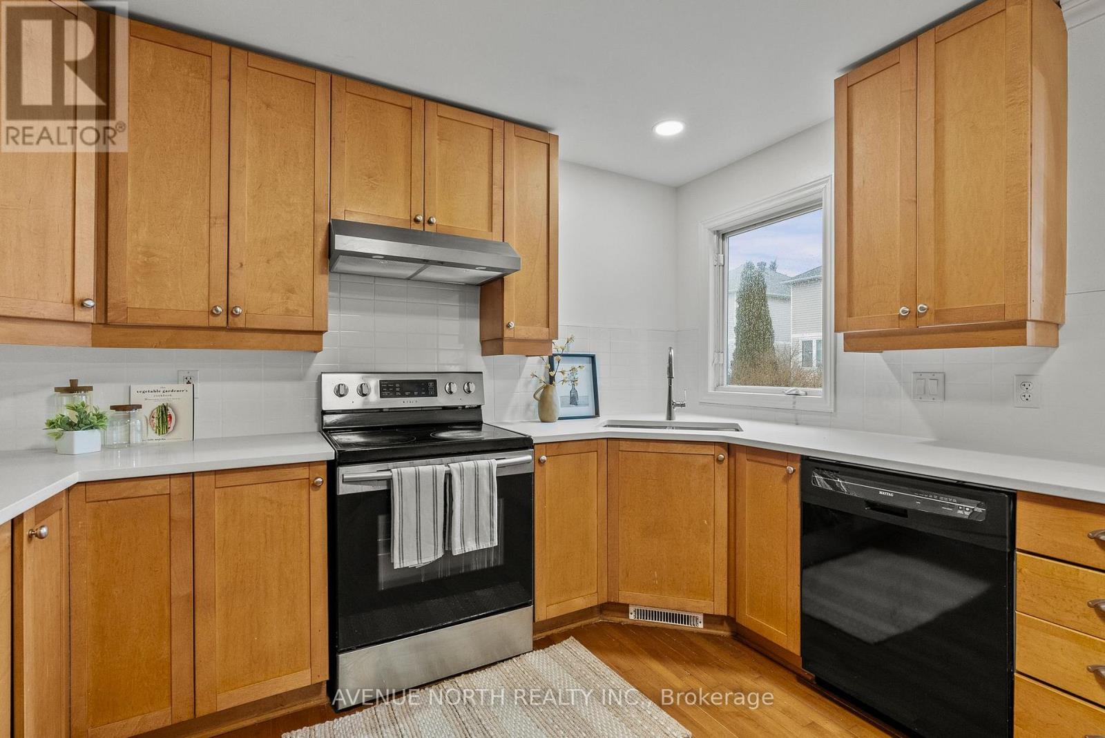 244 Deerfox Drive, Ottawa, Ontario  K2J 4Z2 - Photo 13 - X12875458