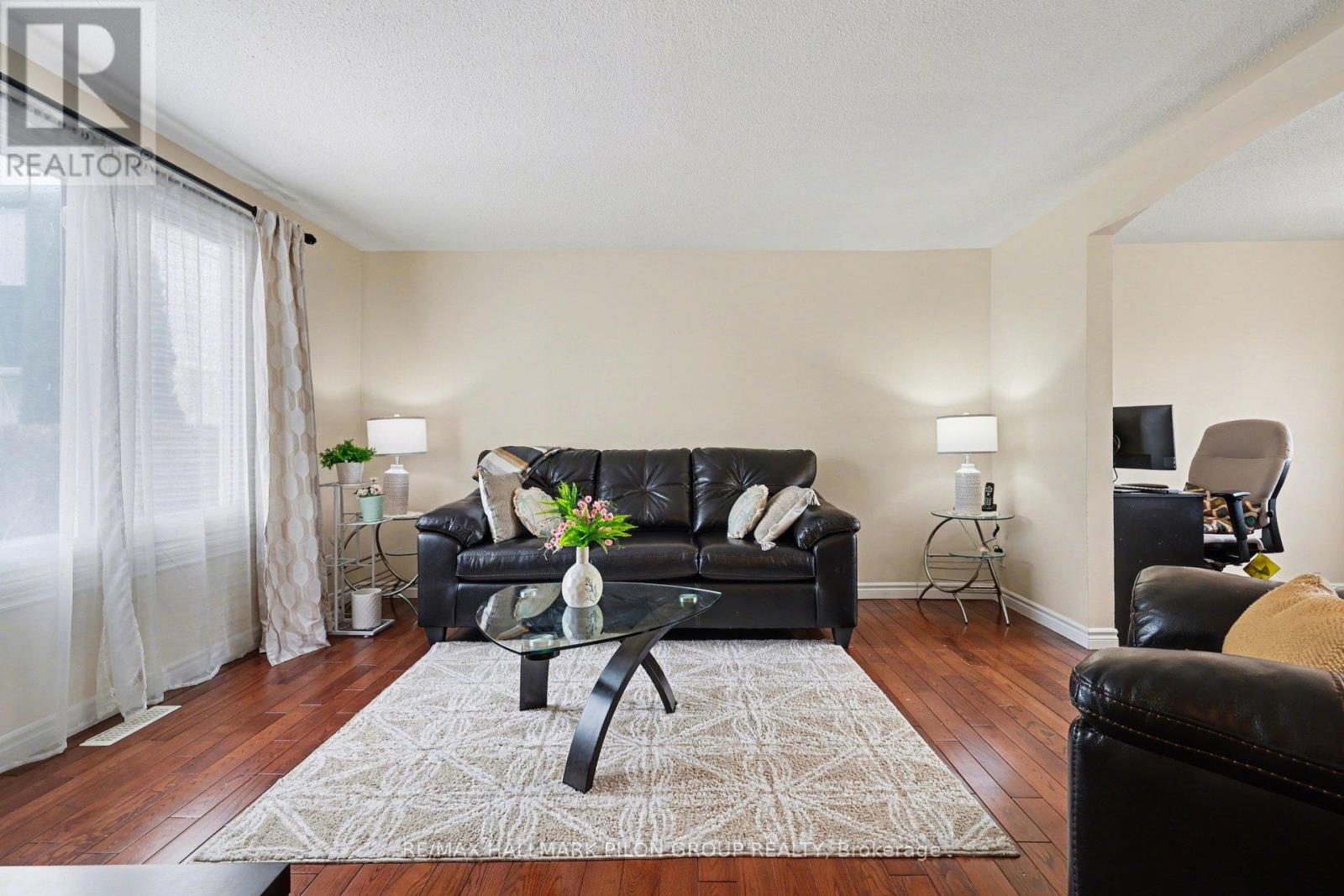 C - 1540 Beaverpond Drive, Ottawa, Ontario  K1B 3R9 - Photo 3 - X12875690