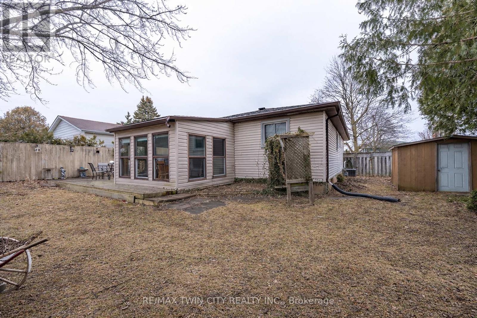 390 Brantwood Park Road, Brantford, Ontario  N3P 1K7 - Photo 44 - X12866062