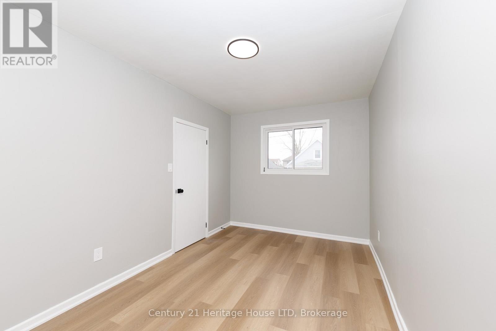 64 Patricia Street, Thorold, Ontario  L2V 3W1 - Photo 16 - X12875278