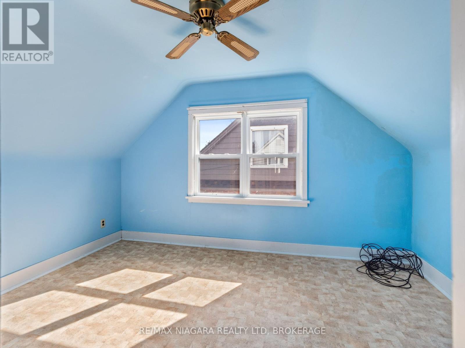 5005 Kingston Avenue, Niagara Falls (Cherrywood), Ontario  L2E 5B3 - Photo 10 - X12875480