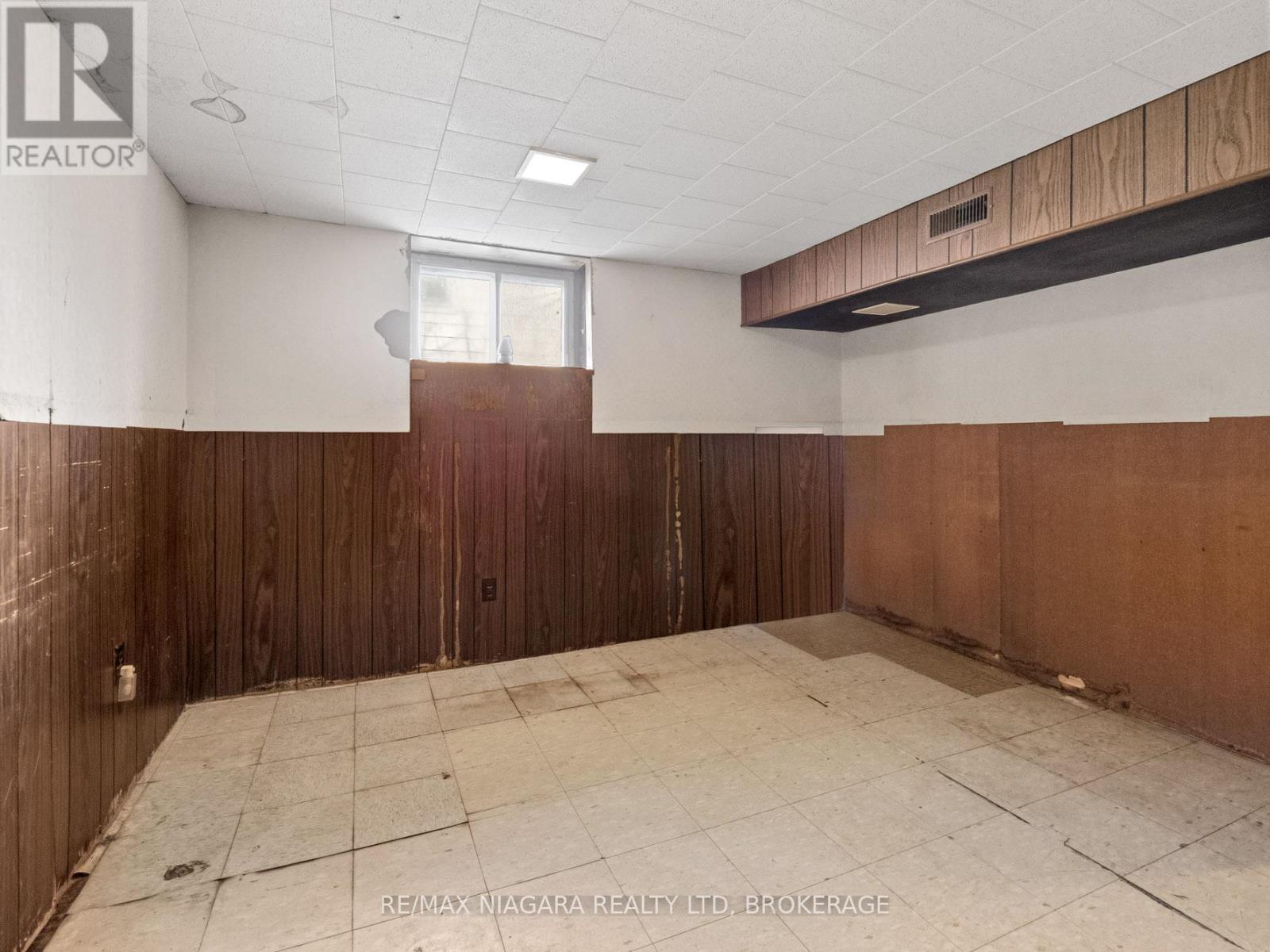 5005 Kingston Avenue, Niagara Falls (Cherrywood), Ontario  L2E 5B3 - Photo 11 - X12875480