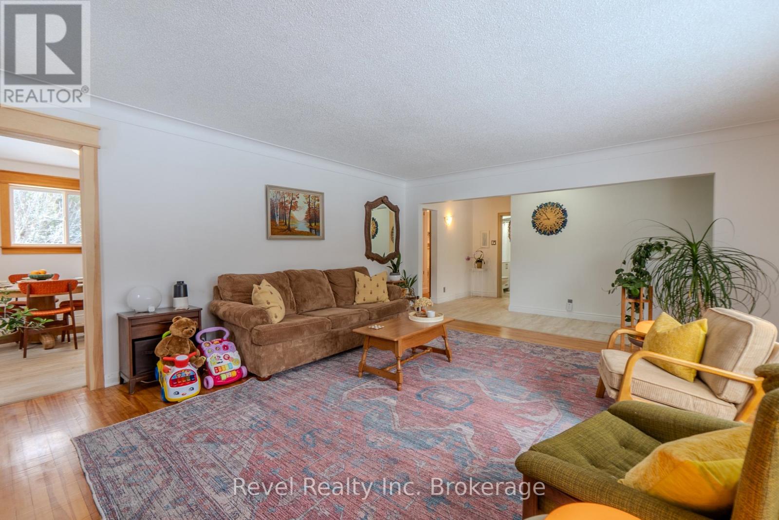 858 Airport Road, North Bay, Ontario  P1C 1A2 - Photo 11 - X12875288