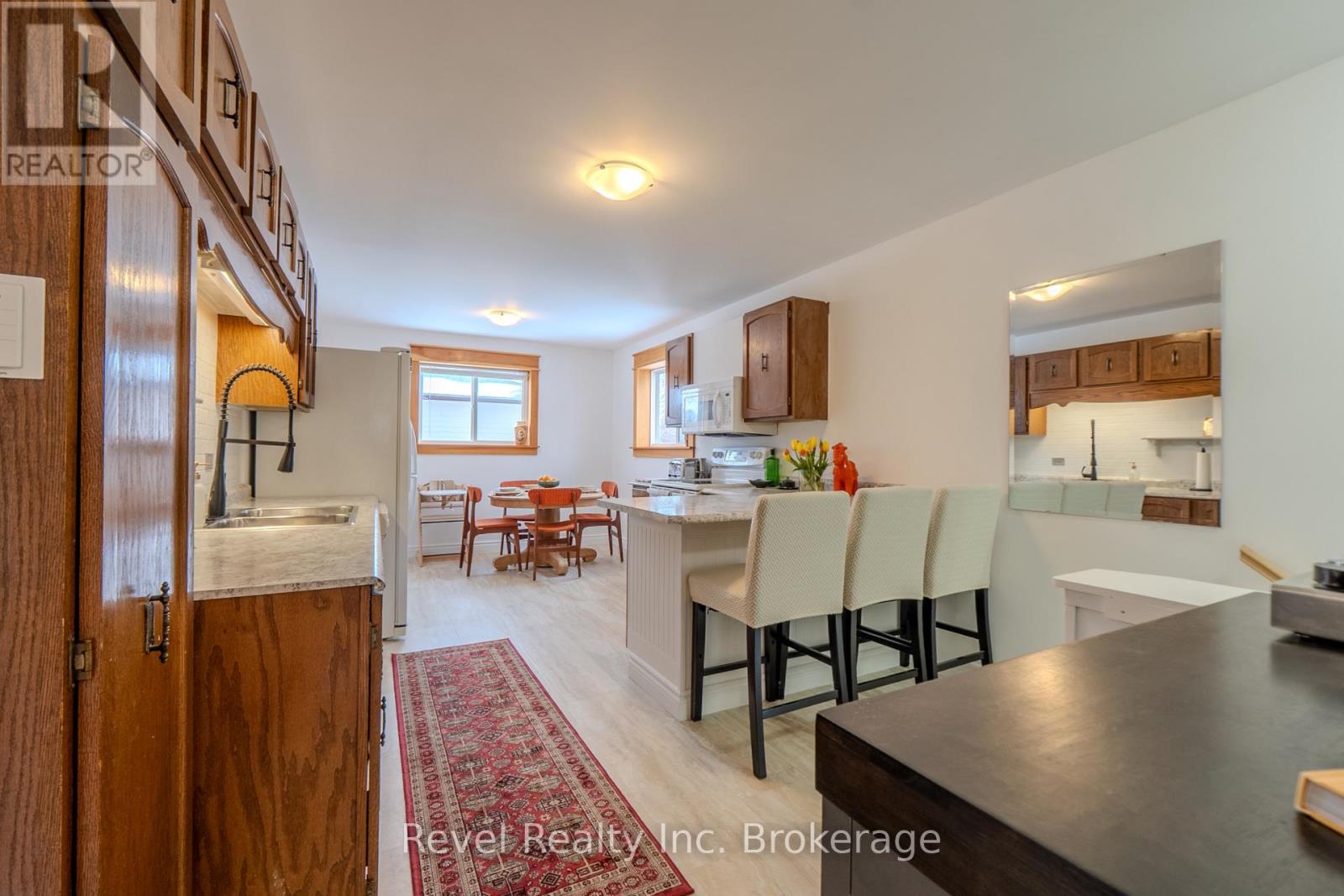 858 Airport Road, North Bay, Ontario  P1C 1A2 - Photo 13 - X12875288