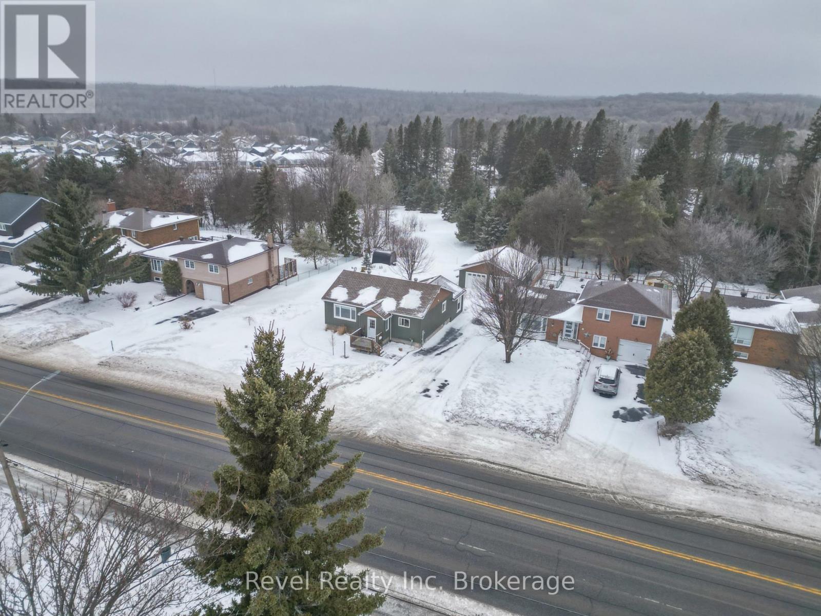 858 Airport Road, North Bay, Ontario  P1C 1A2 - Photo 43 - X12875288