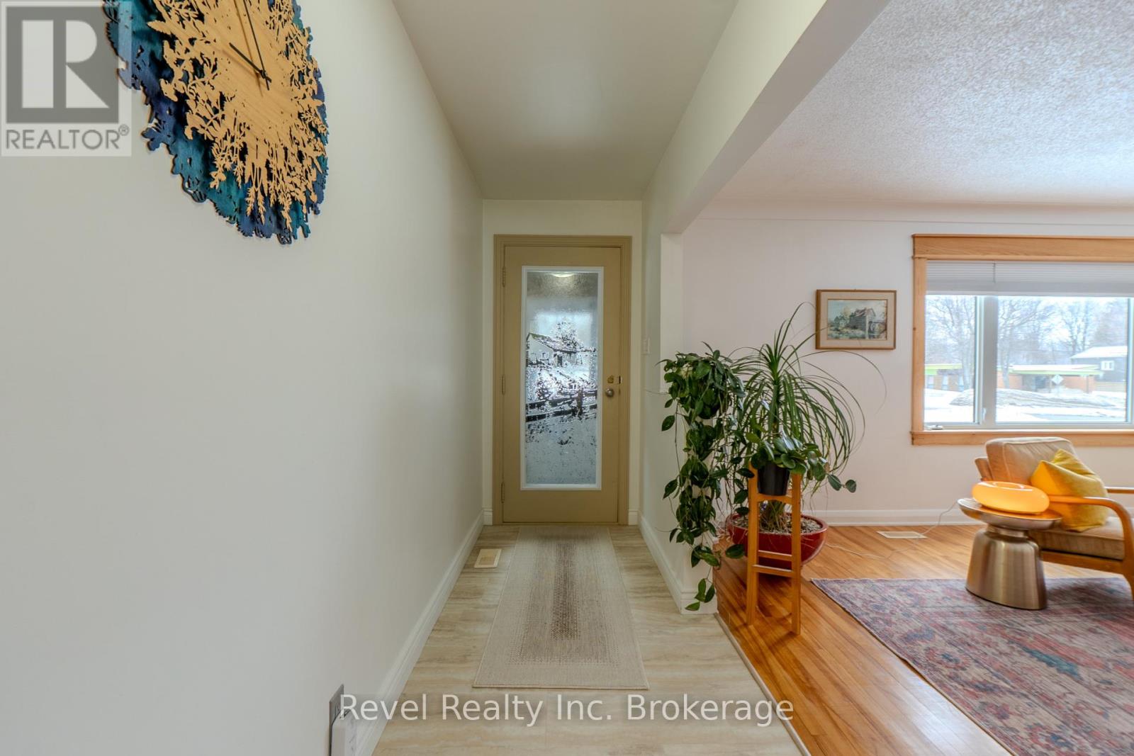 858 Airport Road, North Bay, Ontario  P1C 1A2 - Photo 5 - X12875288