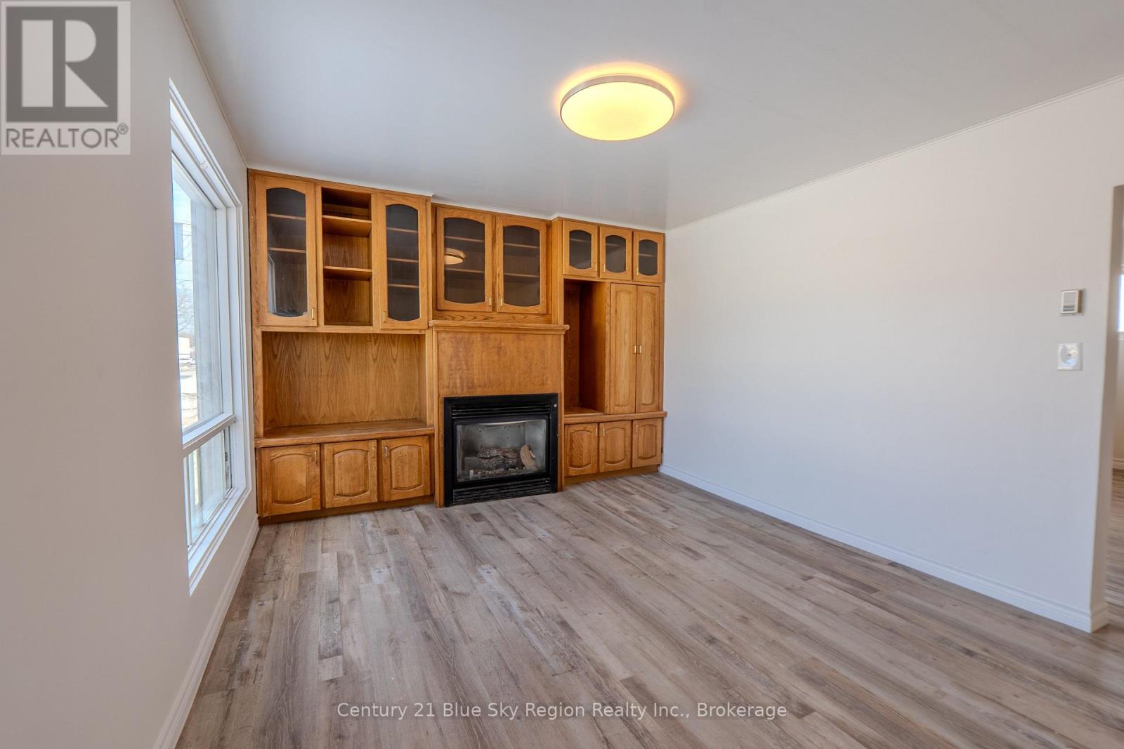 122 William Street, West Nipissing, Ontario  P2B 2B3 - Photo 12 - X12875672