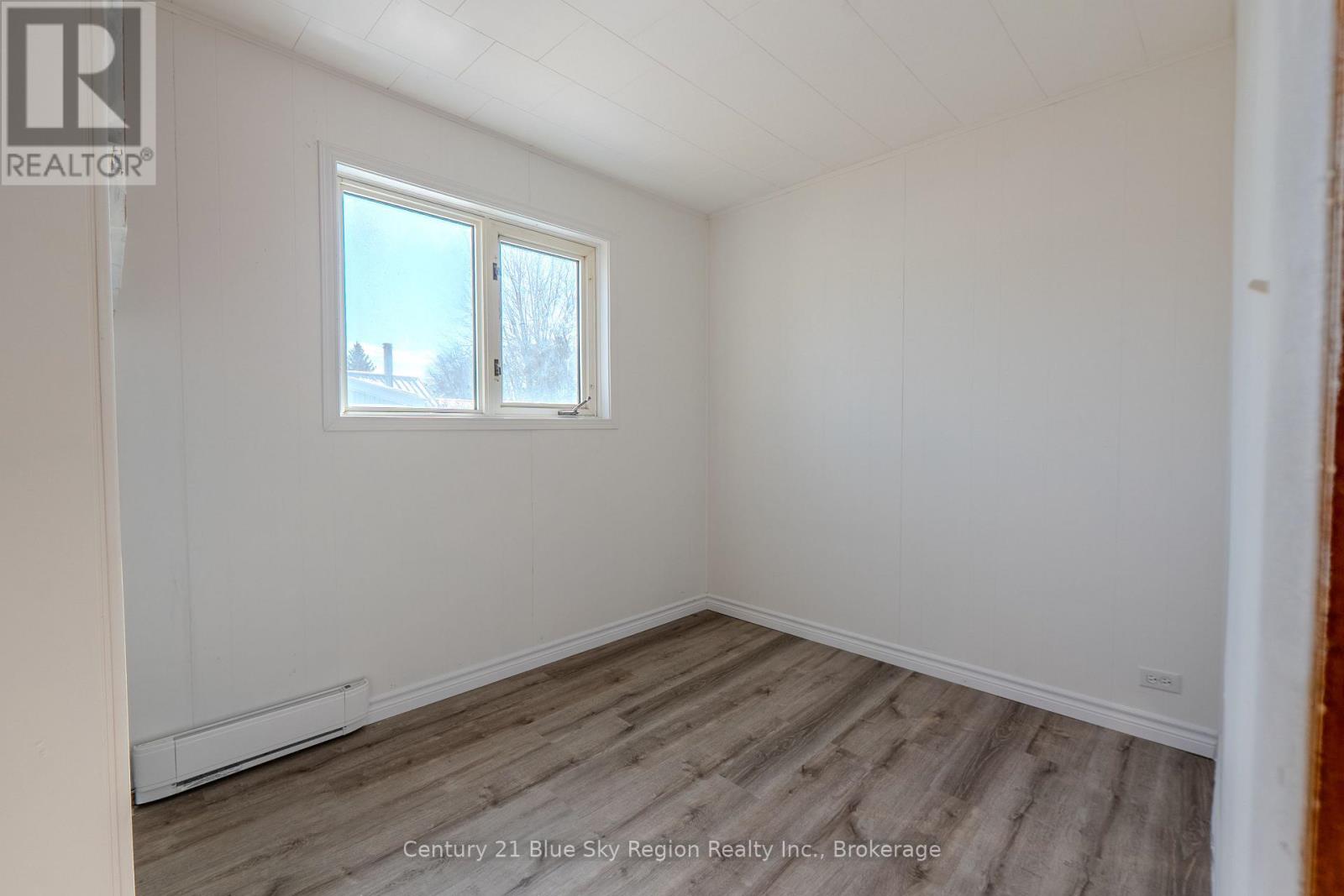 122 William Street, West Nipissing, Ontario  P2B 2B3 - Photo 16 - X12875672