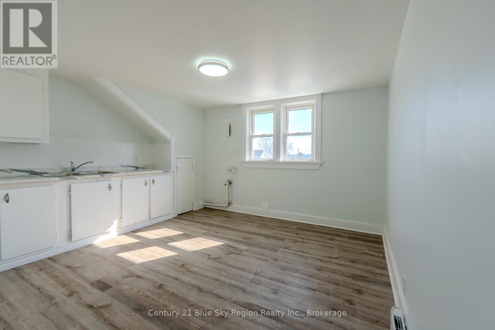 122 William Street, West Nipissing, Ontario  P2B 2B3 - Photo 20 - X12875672