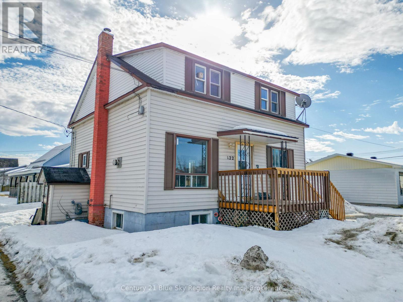 122 William Street, West Nipissing, Ontario  P2B 2B3 - Photo 3 - X12875672