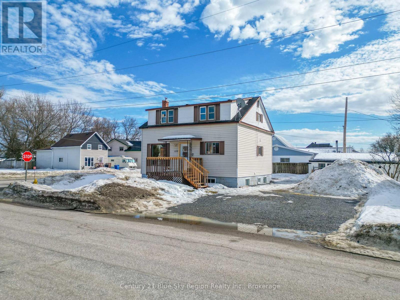 122 William Street, West Nipissing, Ontario  P2B 2B3 - Photo 38 - X12875672