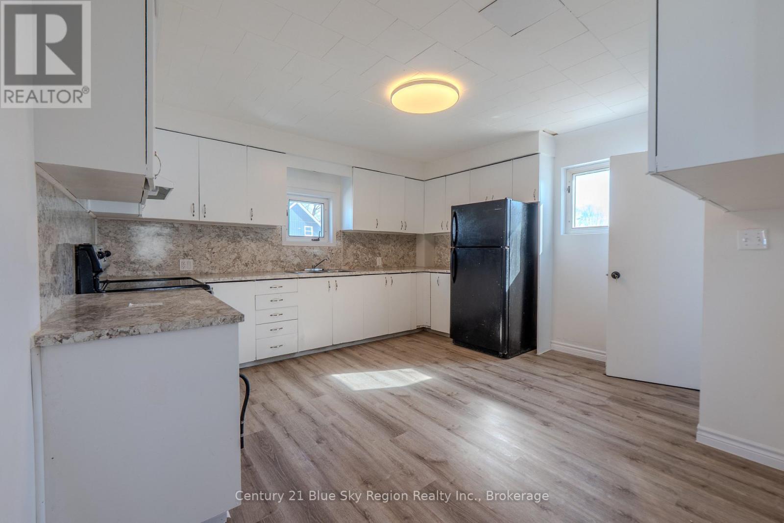 122 William Street, West Nipissing, Ontario  P2B 2B3 - Photo 5 - X12875672