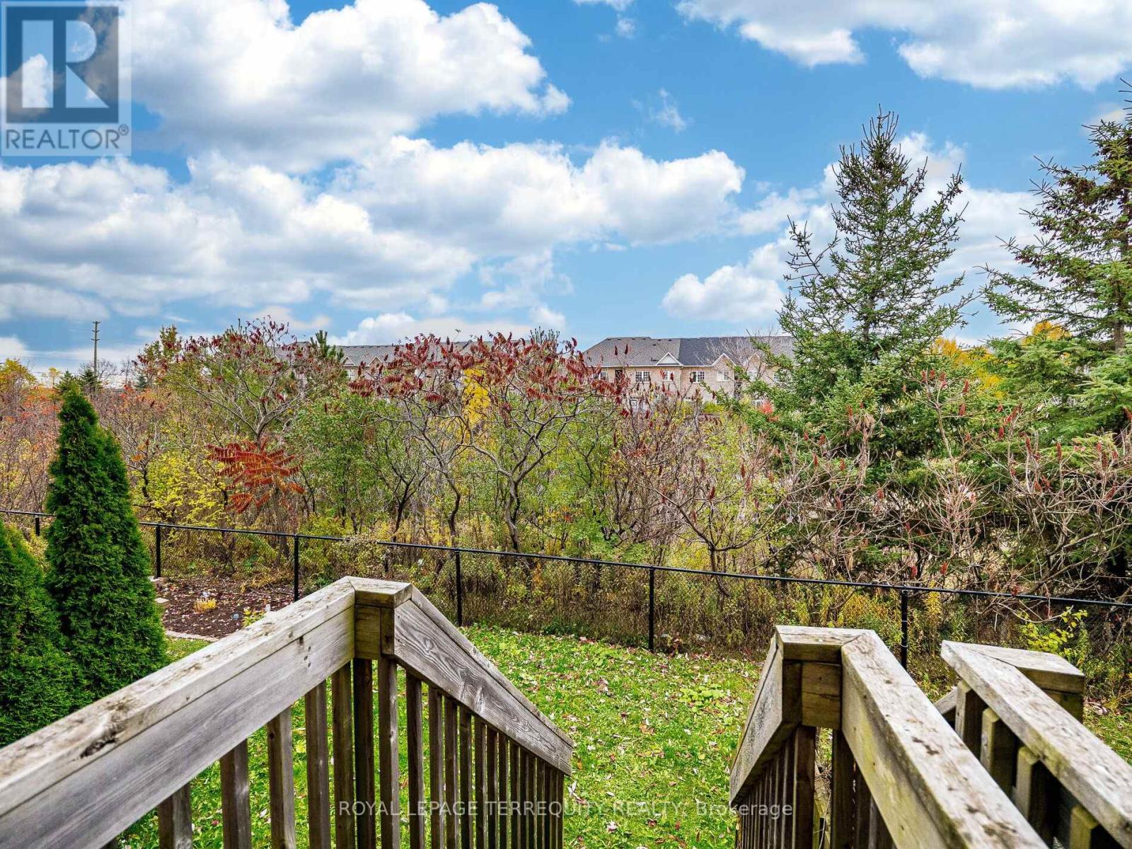 39 - 2171 Fiddlers Way, Oakville, Ontario  L6M 0R9 - Photo 3 - W12875254