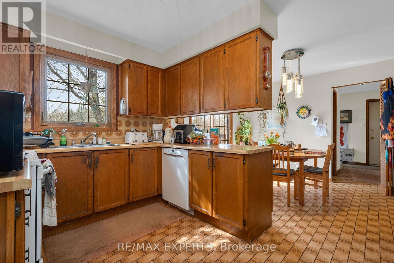 16 Linn Road, Caledon, Ontario  L7E 0N3 - Photo 13 - W12875298