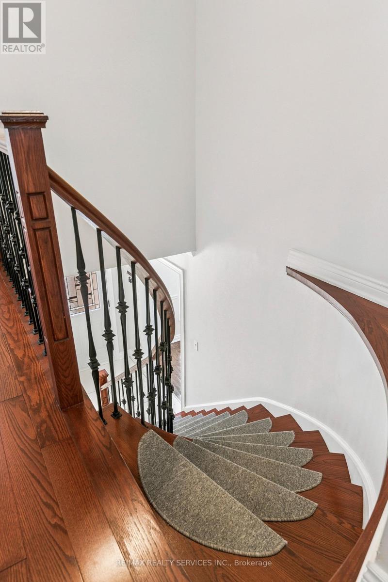 4 Burt Drive, Brampton, Ontario  L6X 3H6 - Photo 19 - W12875318