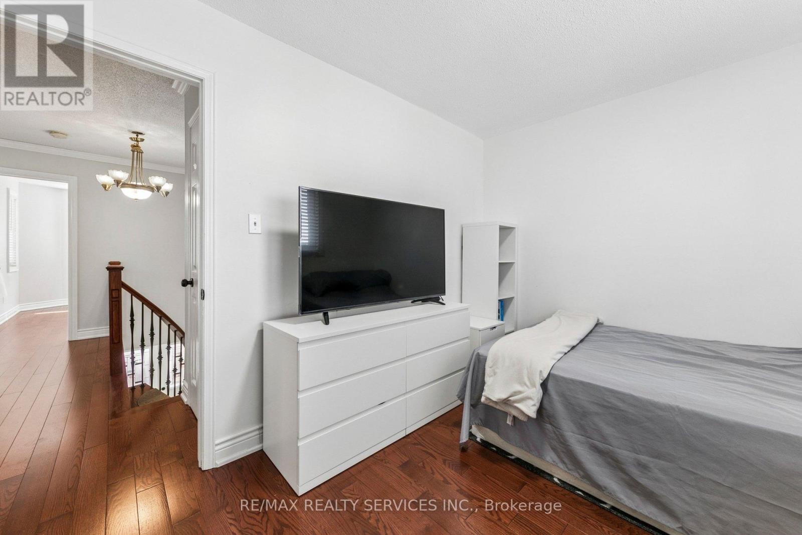 4 Burt Drive, Brampton, Ontario  L6X 3H6 - Photo 26 - W12875318