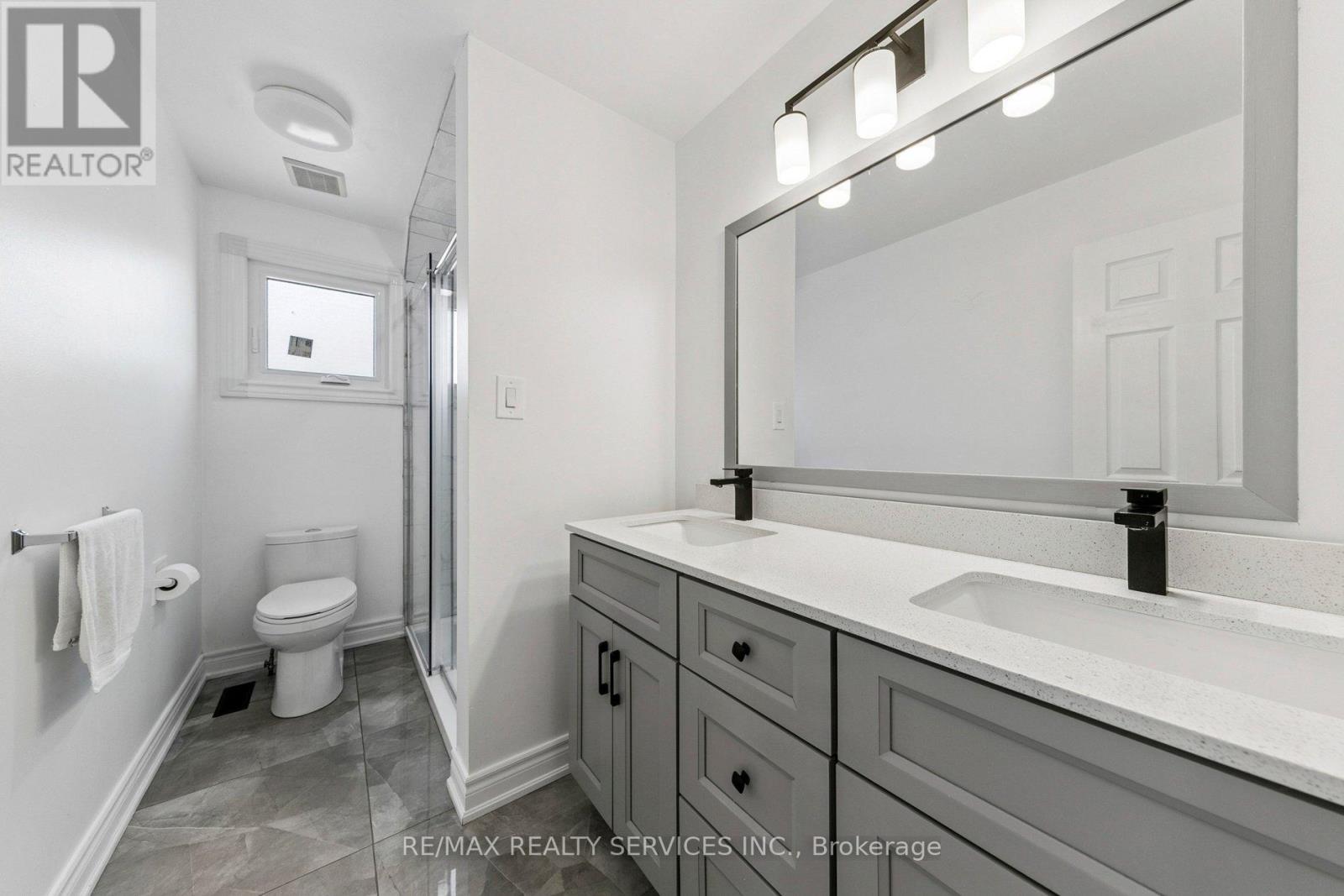 4 Burt Drive, Brampton, Ontario  L6X 3H6 - Photo 30 - W12875318