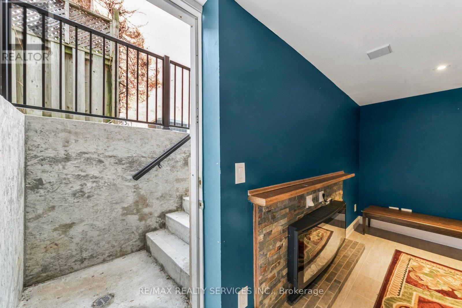 4 Burt Drive, Brampton, Ontario  L6X 3H6 - Photo 38 - W12875318