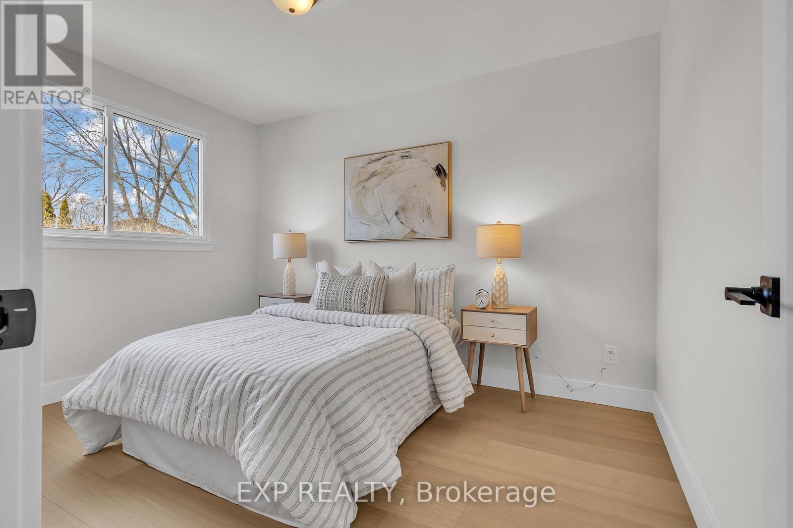 4185 Sutherland Crescent, Burlington, Ontario  L7L 5G3 - Photo 19 - W12875340