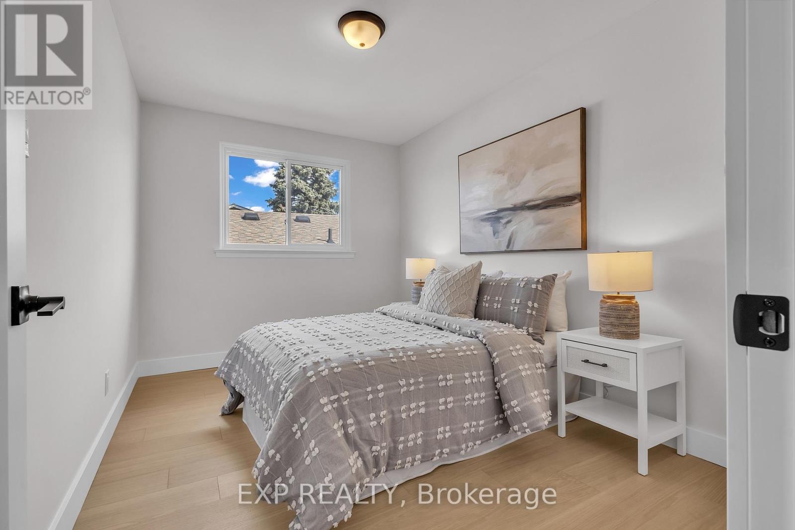 4185 Sutherland Crescent, Burlington, Ontario  L7L 5G3 - Photo 22 - W12875340