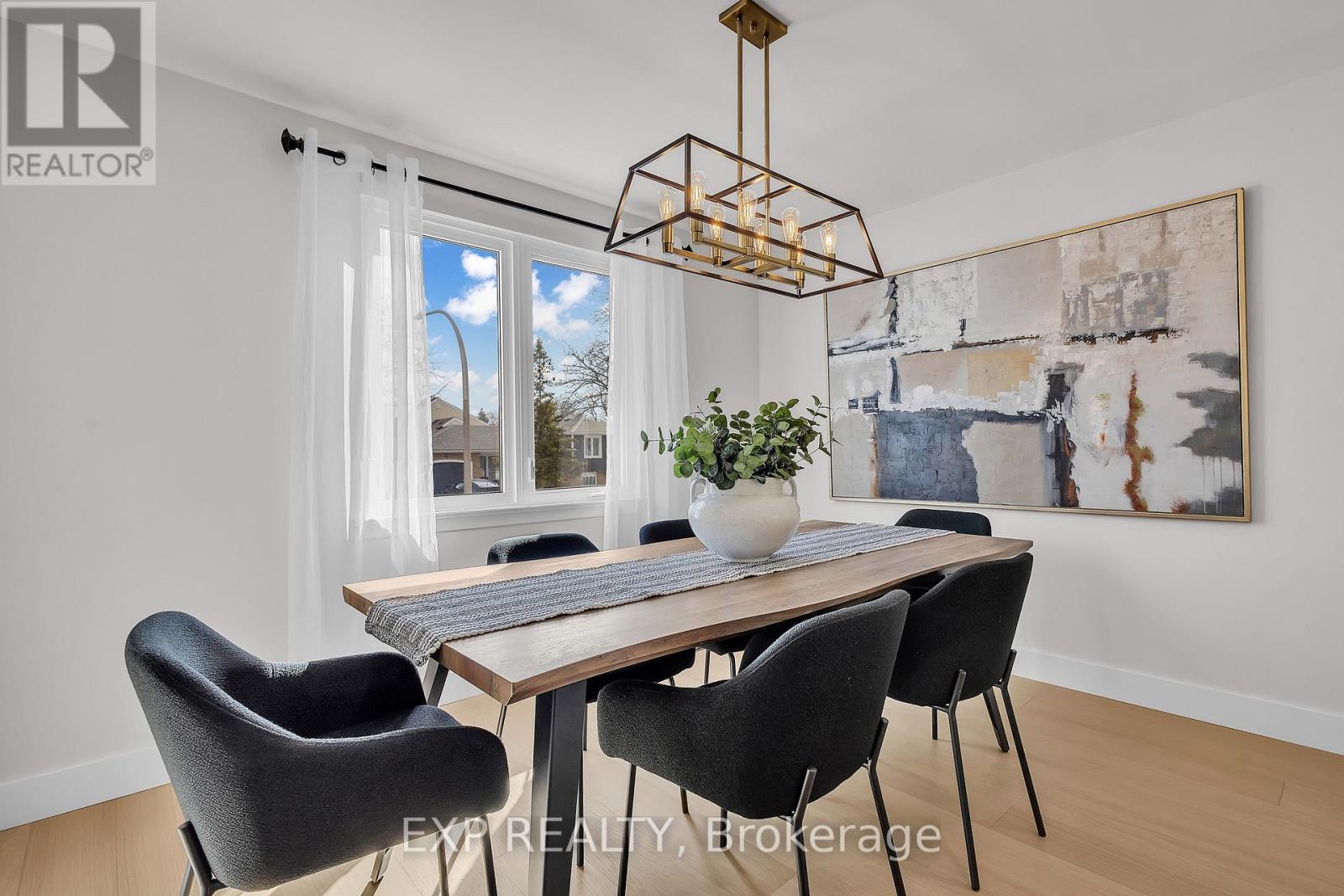 4185 Sutherland Crescent, Burlington, Ontario  L7L 5G3 - Photo 9 - W12875340